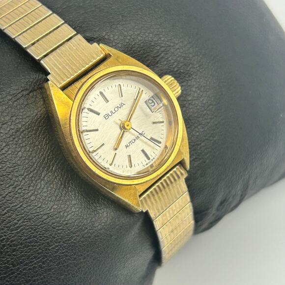 Vintage BULOVA Gold Tone Swiss Mov't Women’s Automatic Watch – 22mm - Picture 3 of 8
